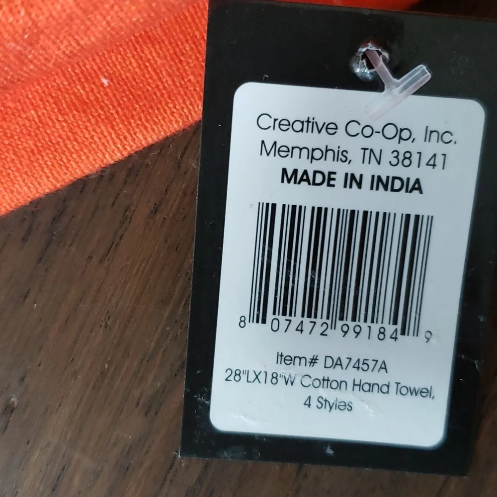 NWT Creative Co-Op Lemon Kitchen Hand Towel
